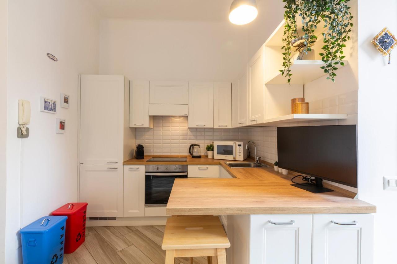 Mezzofanti - Tre Ponti Appartement Milaan Buitenkant foto
